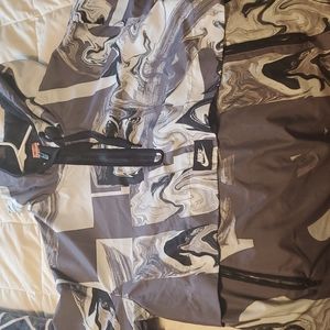nike wind breaker